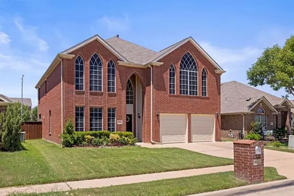10517 Jaybird Drive, Fort Worth