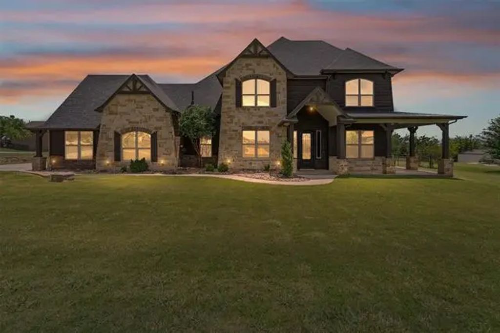 145 Rockhouse Drive, Aledo