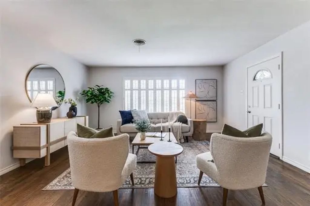 10845 Marchant Circle, Dallas