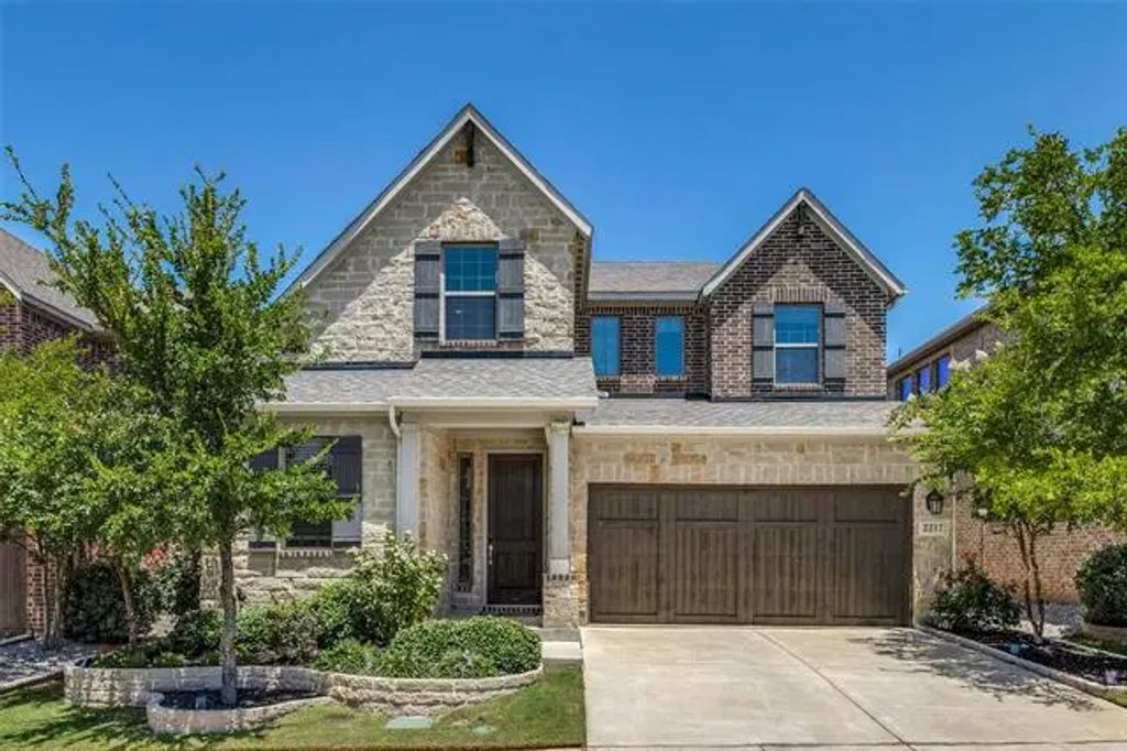 2217 Lexington Way, Carrollton