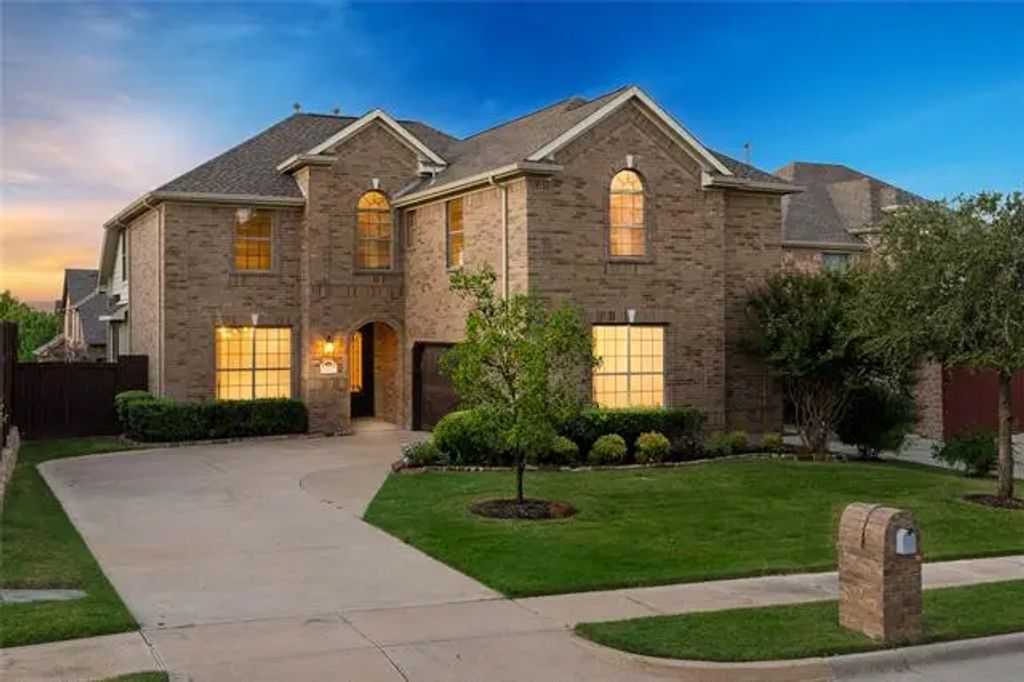 513 Northwyck Lane, Keller