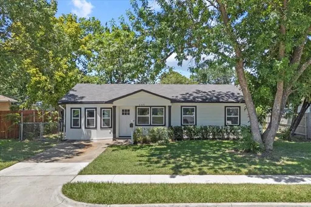 605 Alto Drive, Garland