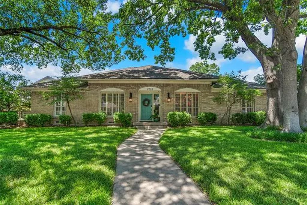 8705 Clover Meadow Drive, Dallas