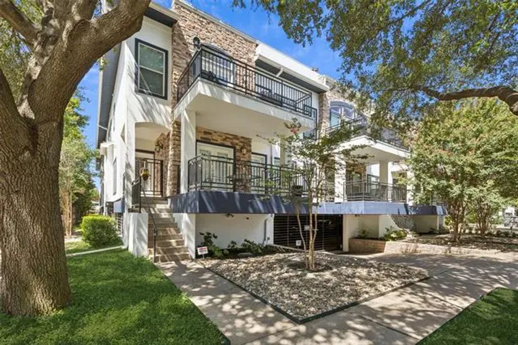4319 Bowser Avenue 303, Dallas