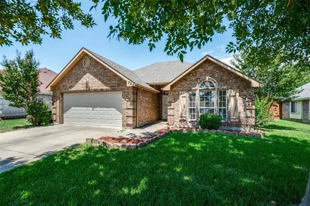 705 Grandview Avenue, Seagoville