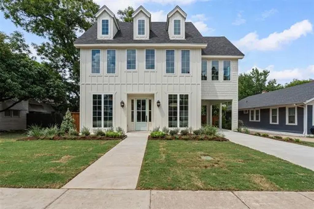 3928 Clarke Avenue, Fort Worth