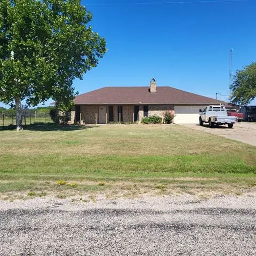 1550 County Road 4759, Sulphur Springs