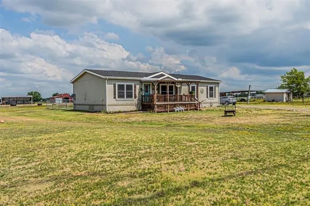 18820 Dove Lane, Terrell