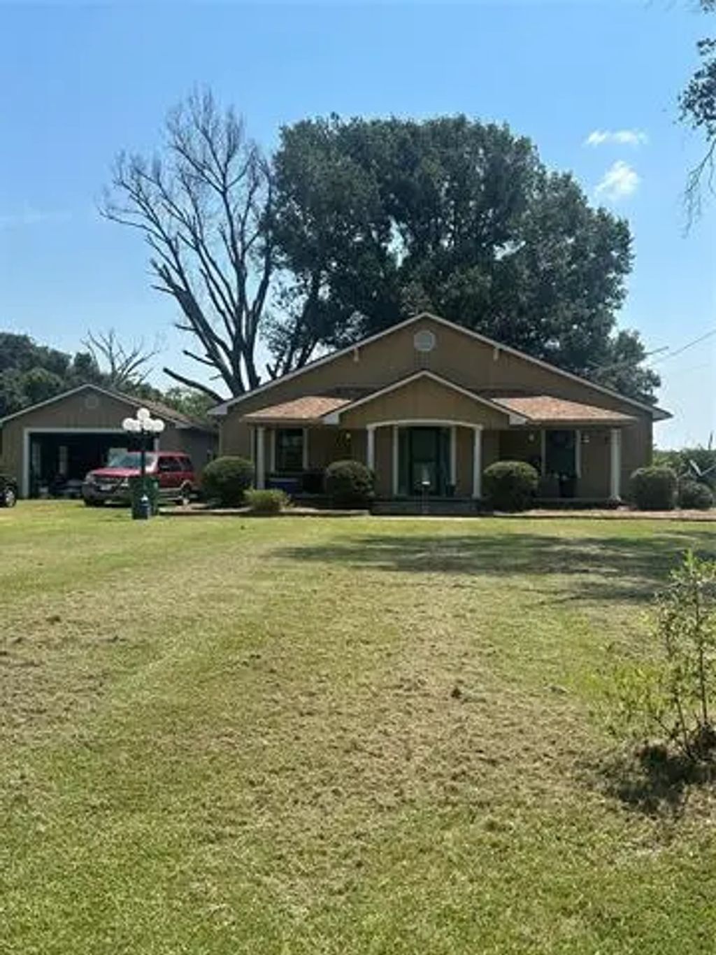 604 Wood Street, Kemp