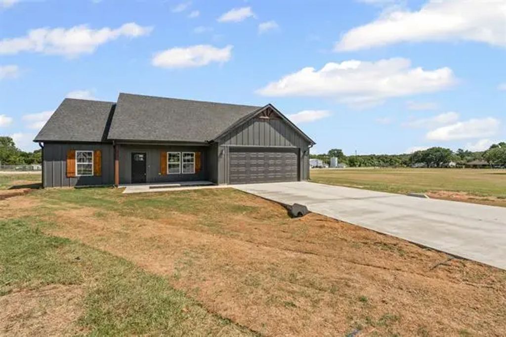 3906 Chippewa Court, Granbury