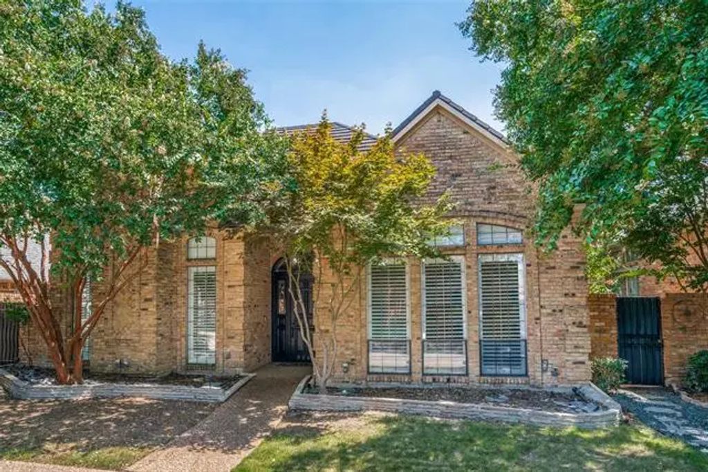 5944 Still Forest Drive, Dallas