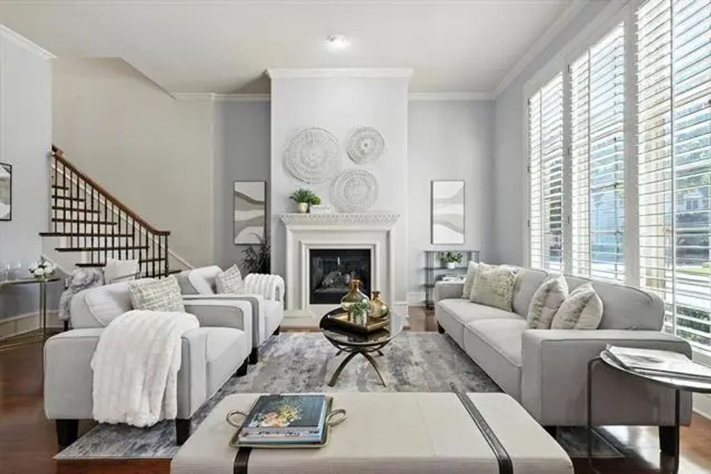 5929 Malmesbury Road, Dallas