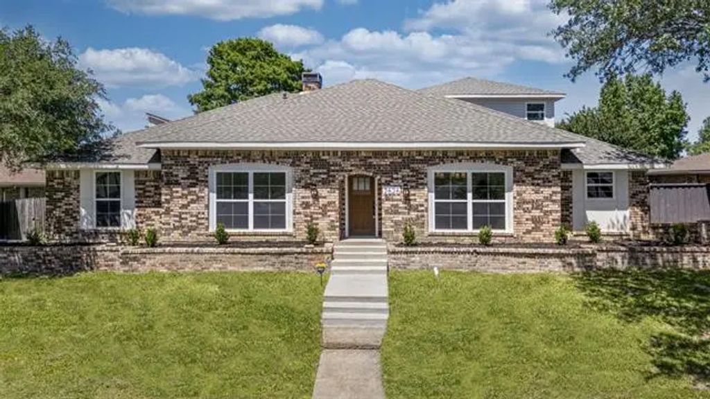 2626 Club Meadow Drive, Garland