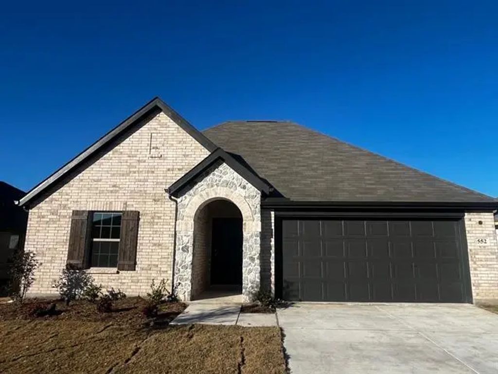 552 Meadow Run, Van Alstyne