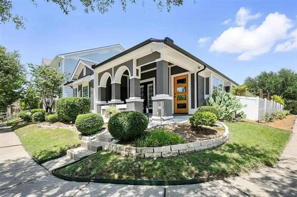 1829 Azalea Drive, Savannah