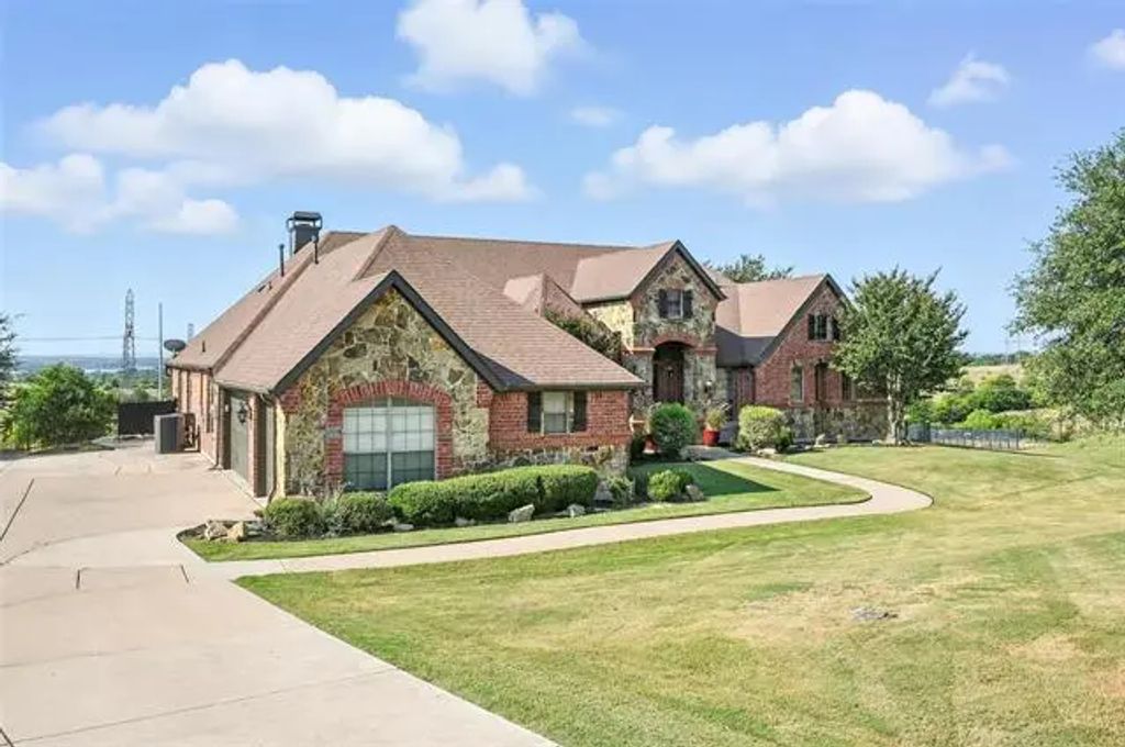 4265 San Simeon Lane, Fort Worth