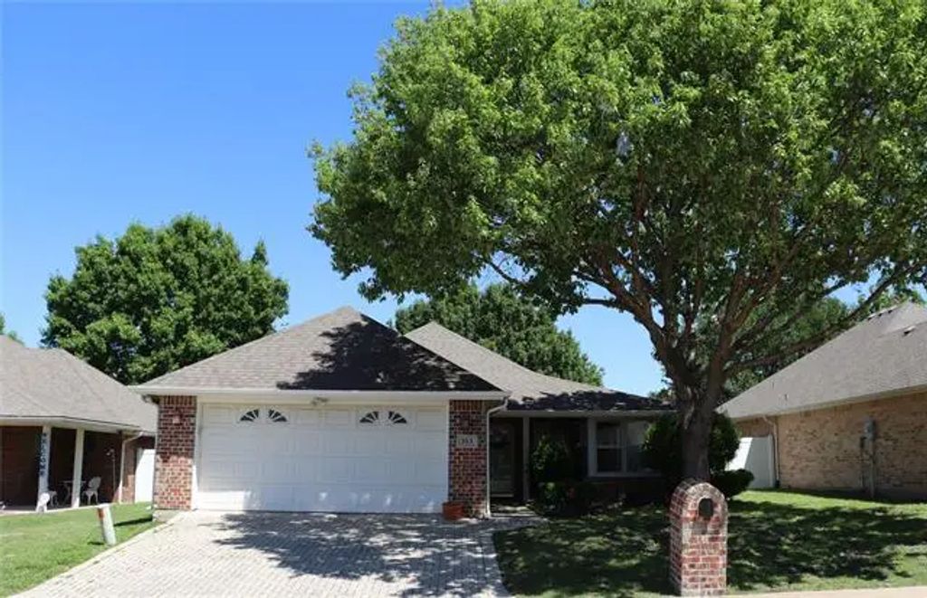 103 Sunglow Loop, Red Oak