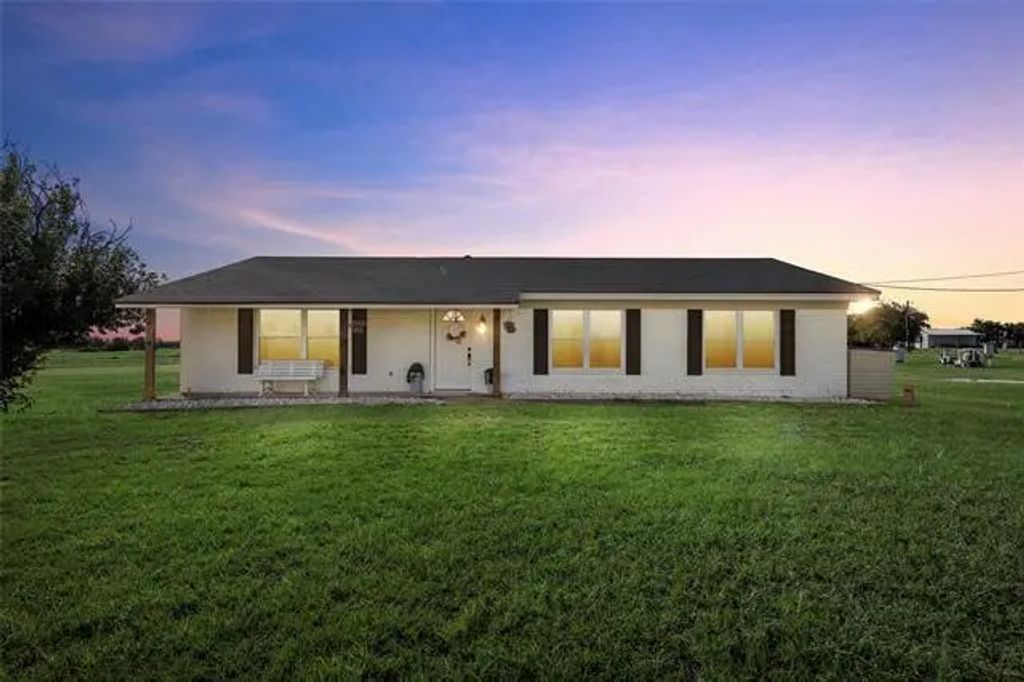 12647 Chapel Road, Lorena