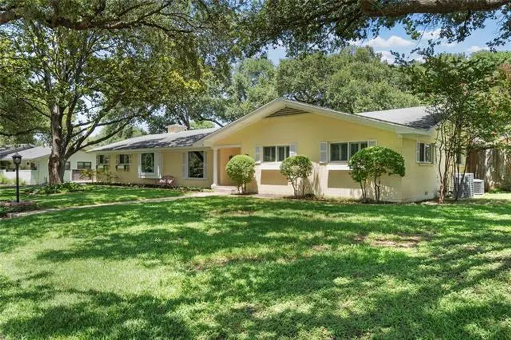 2317 Wendy Lane, Waco