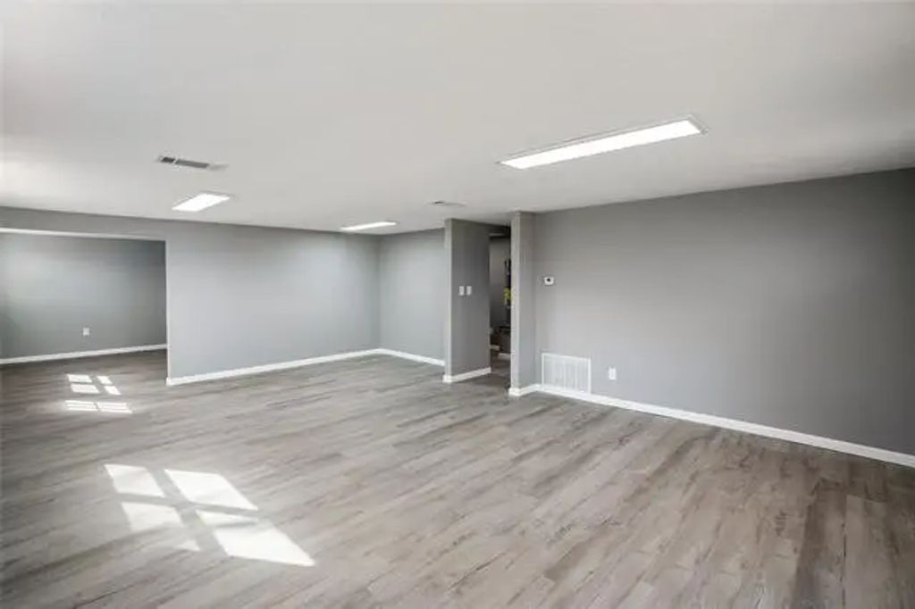 3028 Farm Road 2560, Sulphur Springs