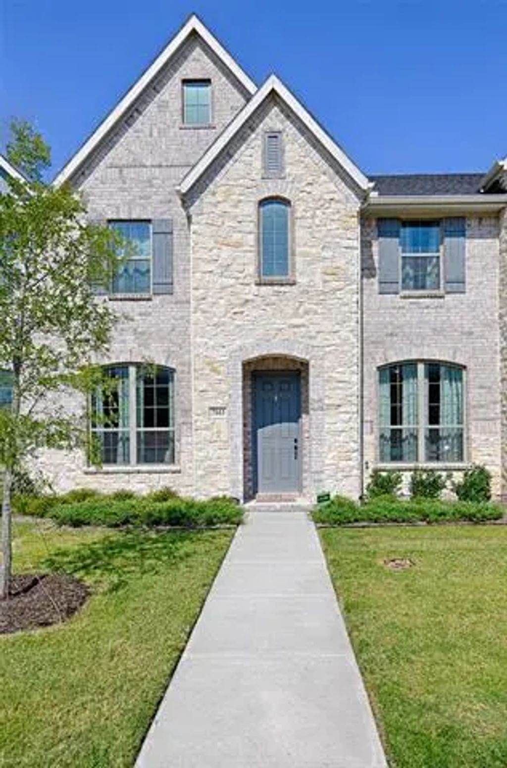 7143 Buchanan Drive, Grand Prairie