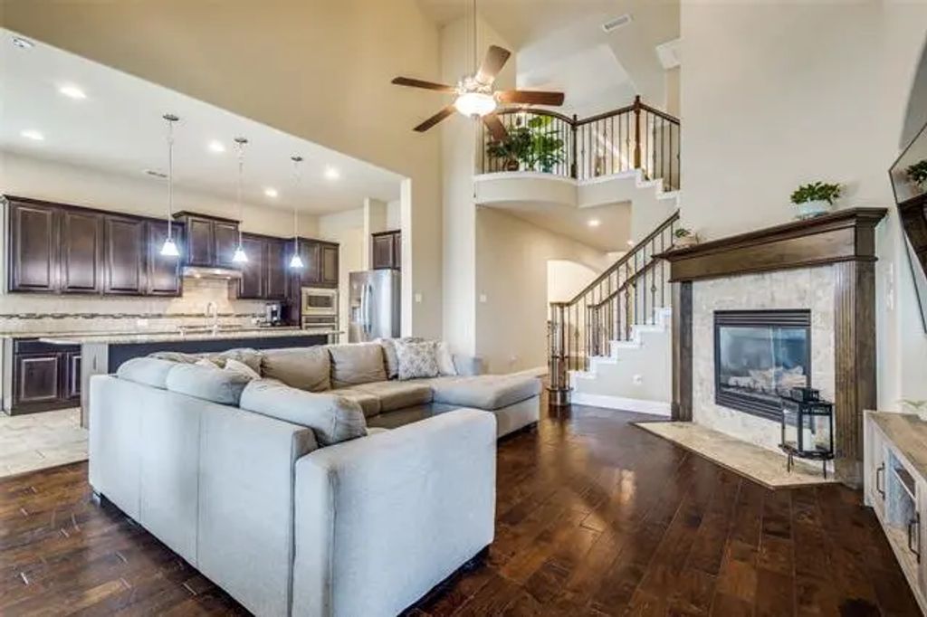 14509 Seventeen Lakes Boulevard, Fort Worth