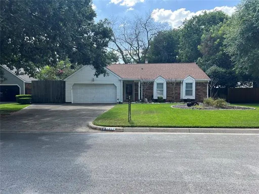 1817 Teton Drive, Grapevine