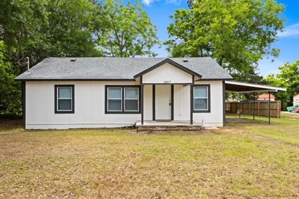 2807 Hendricks St, Gladewater