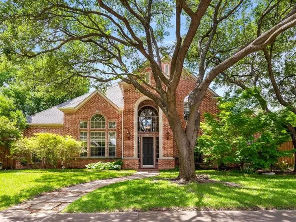 6624 Missy Drive, Dallas