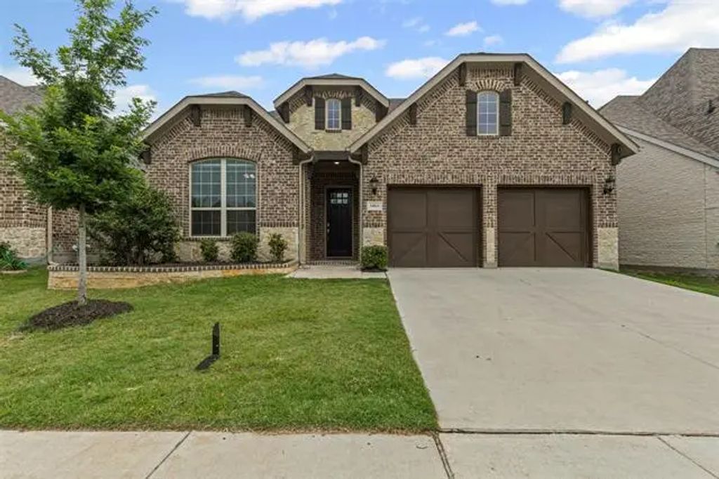 14824 Belclaire Avenue, Aledo