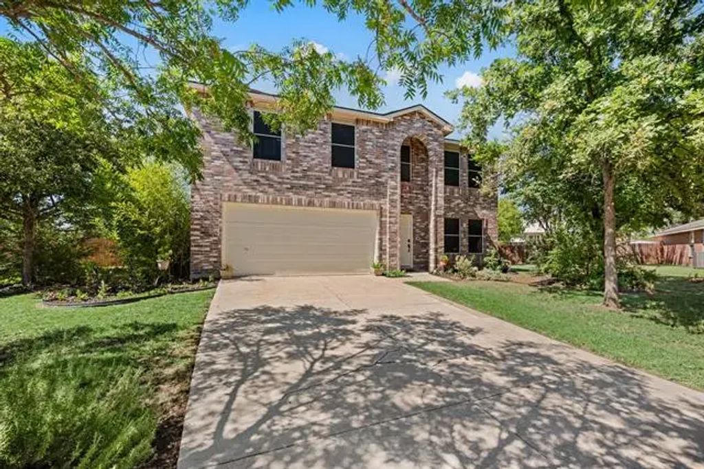 8901 Harvest Moon Trail, Denton
