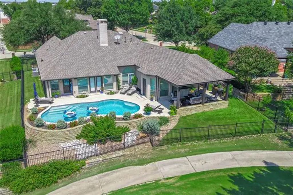 6704 Winged Foot Way, Plano