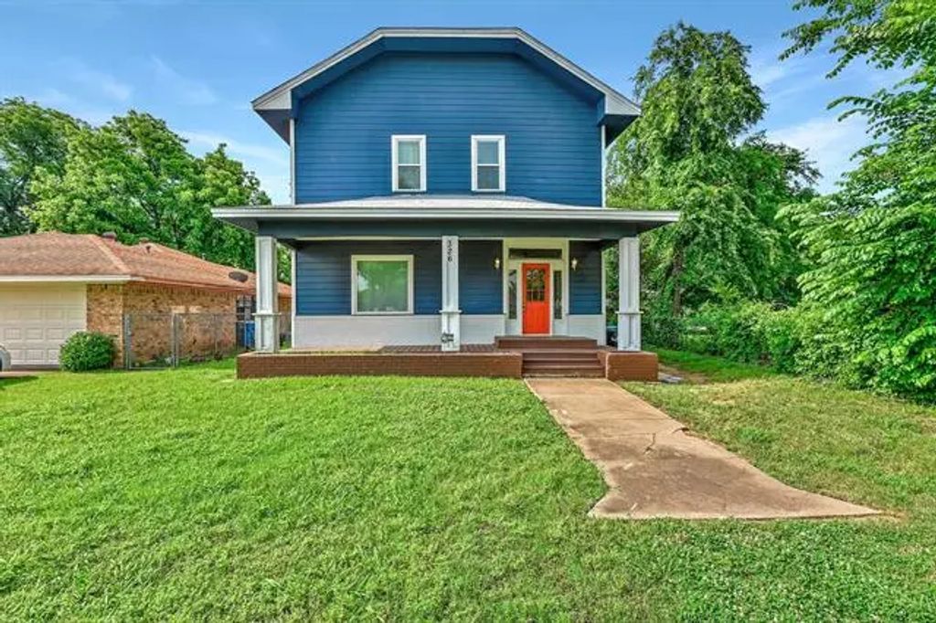 326 W Sears Street 101, Denison