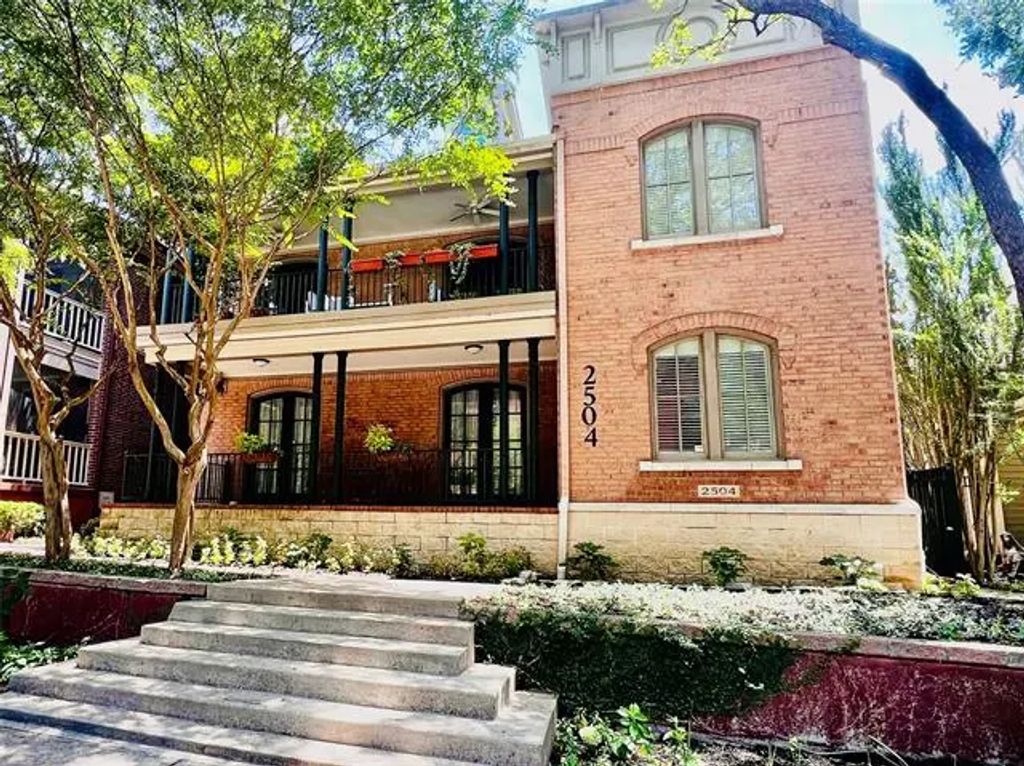 2504 State Street 2, Dallas
