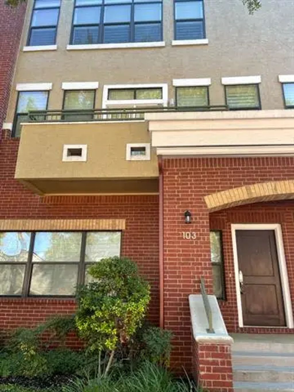 1201 Beaconsfield Lane 103, Arlington