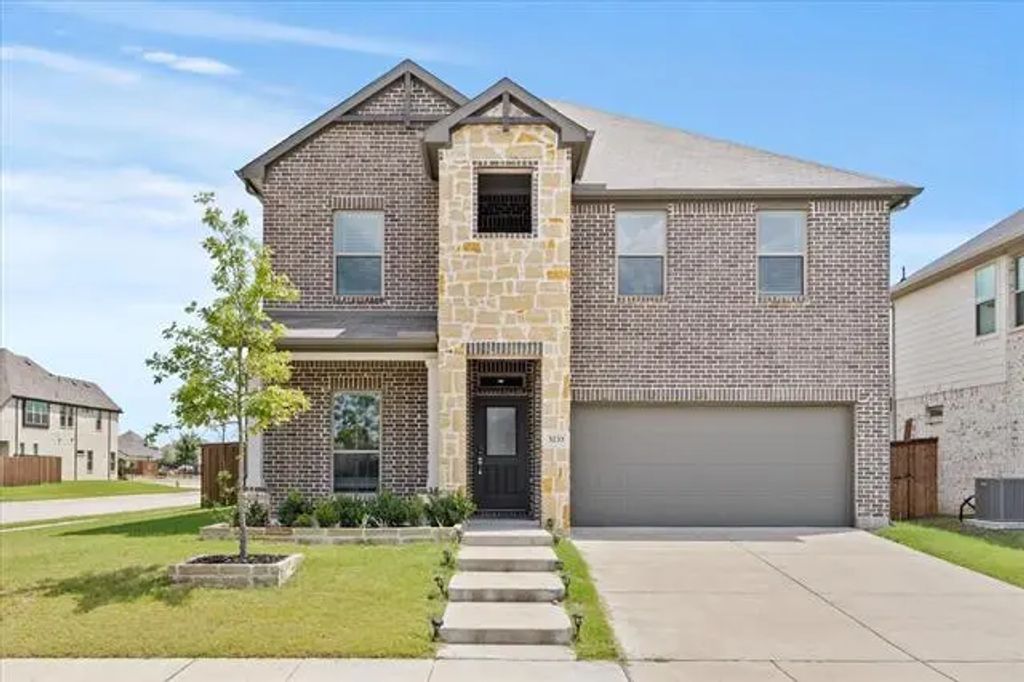 3233 Mccallister Way, Royse City