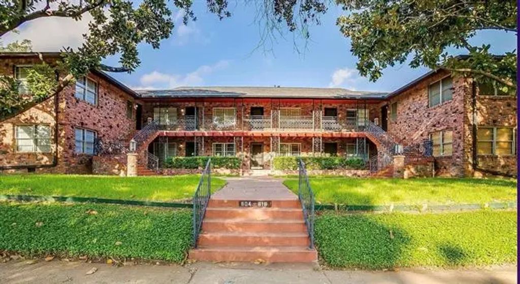 604 Monticello Drive 604c, Fort Worth