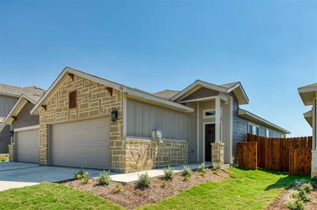 708 Harvest Moon Drive, Venus