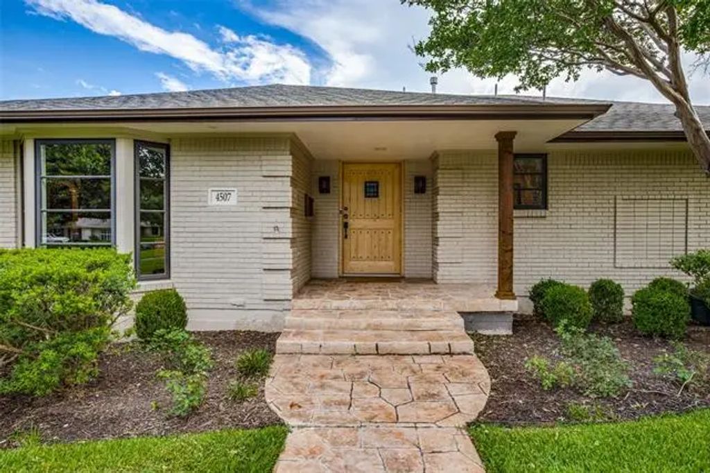 4507 Willow Lane, Dallas