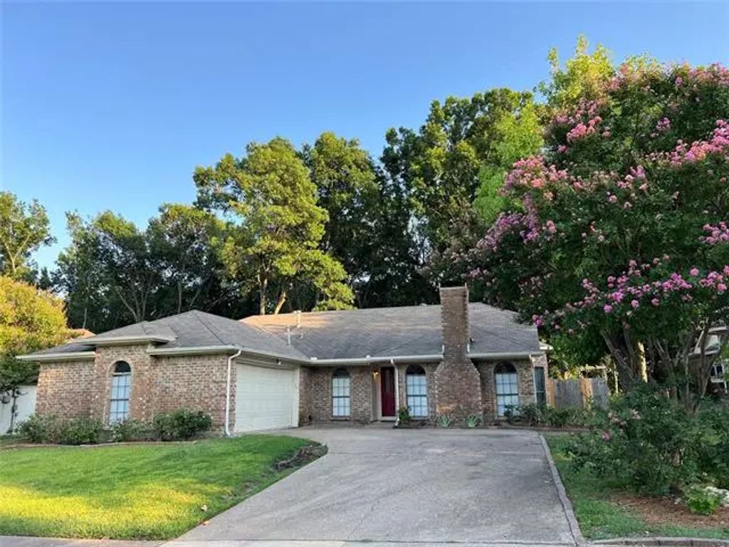 5218 Hollow Bend Lane, Garland