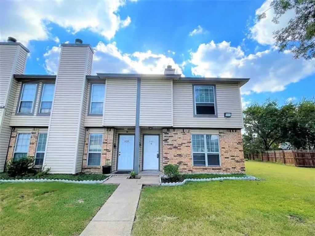2733 Patricia Lane, Garland