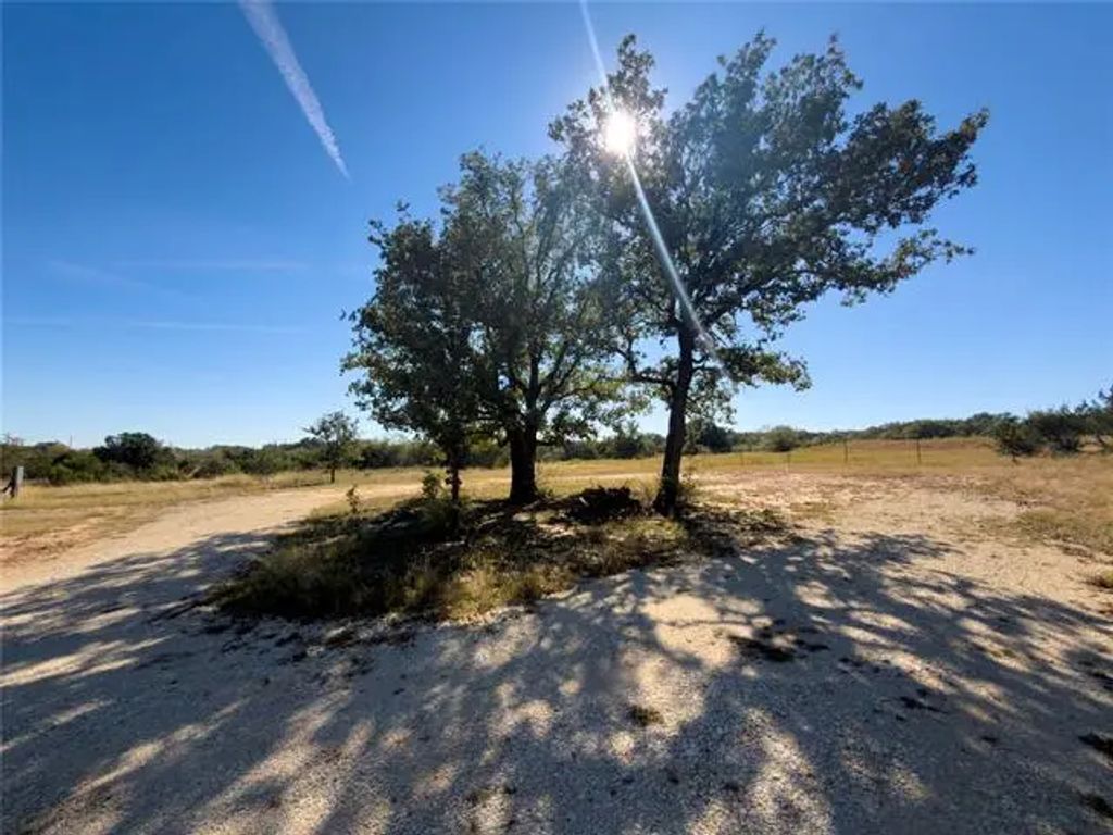 14250 County Road 209, Hico