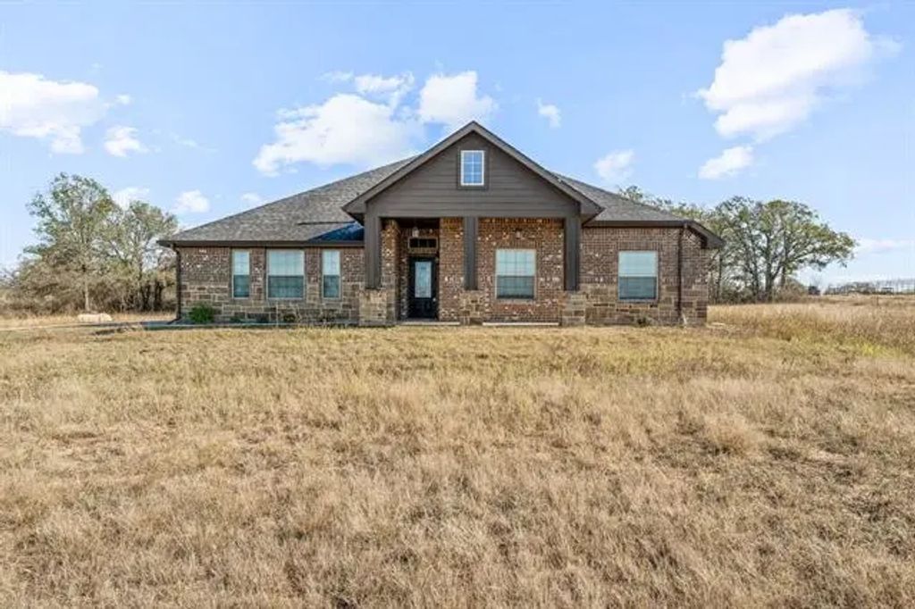 7130 N State Highway 108, Stephenville