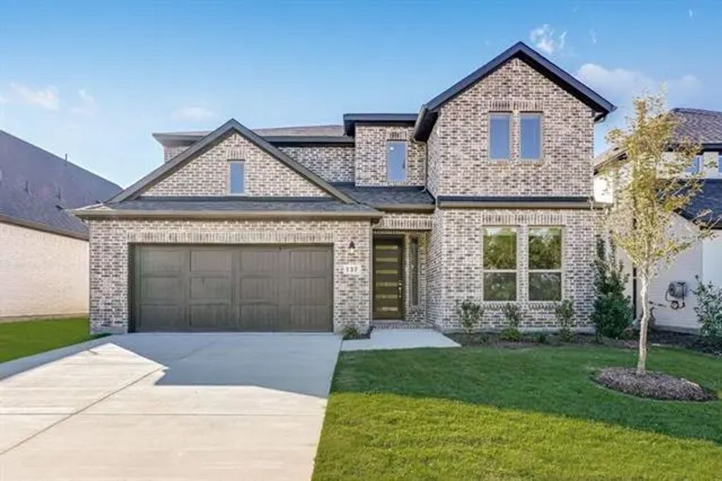 137 S Oak Drive, Oak Point