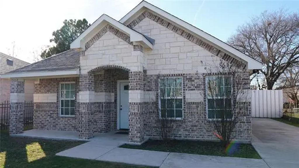 2836 Stuart Drive, Fort Worth