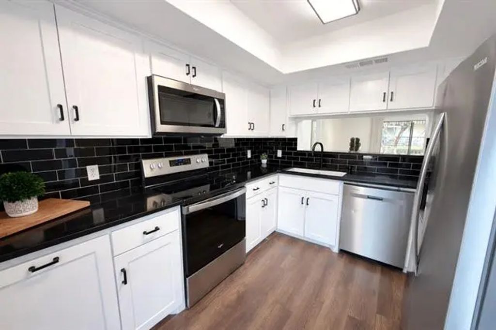 4531 N O Connor Road N 1200, Irving