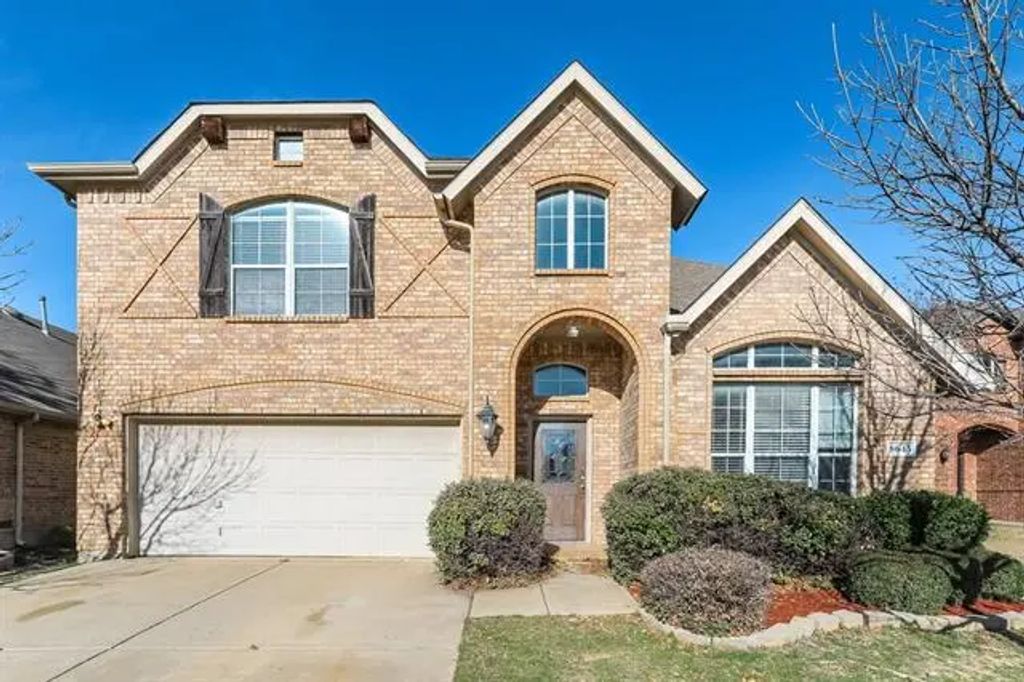 8645 Glenburne Drive, Fort Worth
