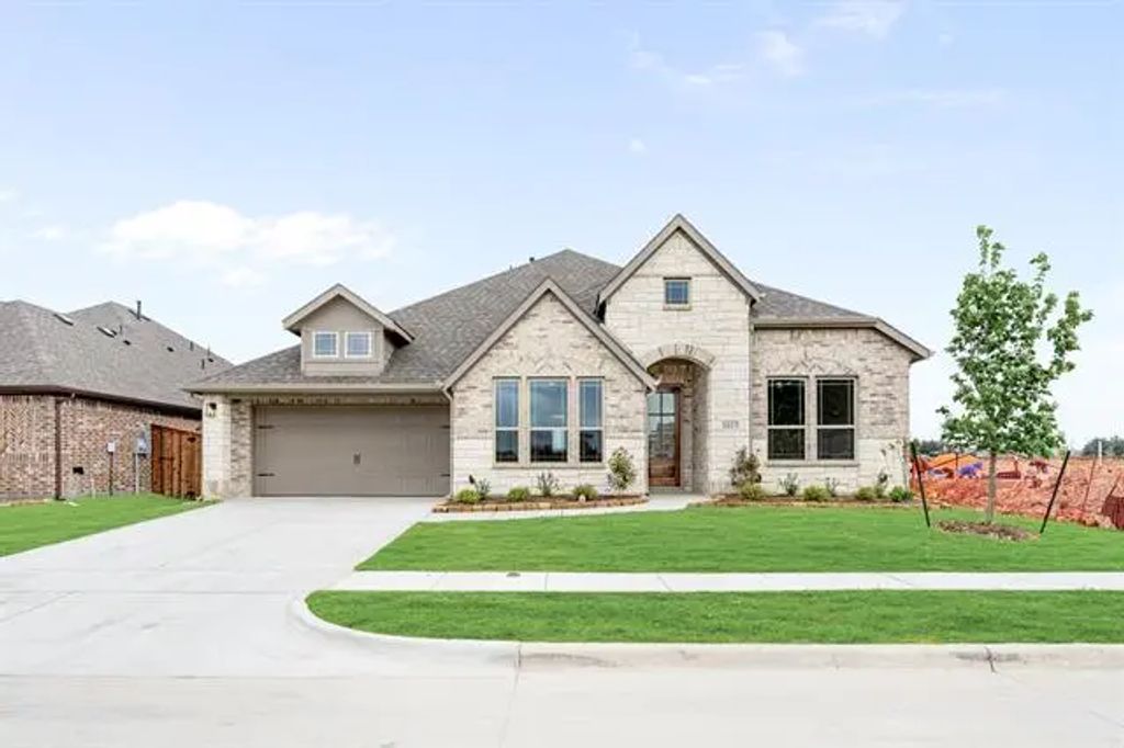 1617 Community Drive, Cedar Hill