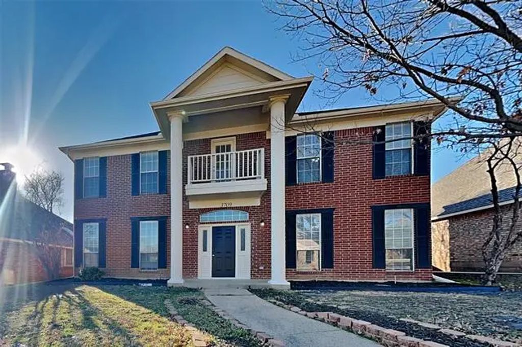3709 Cromwell Drive, Carrollton