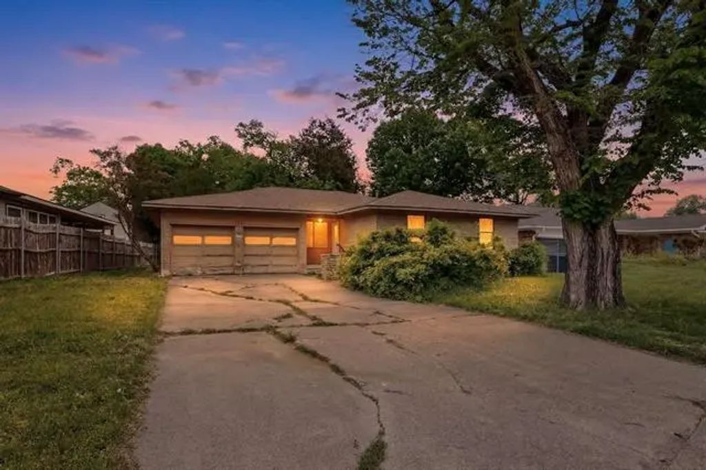 9229 Bentham Court, Dallas